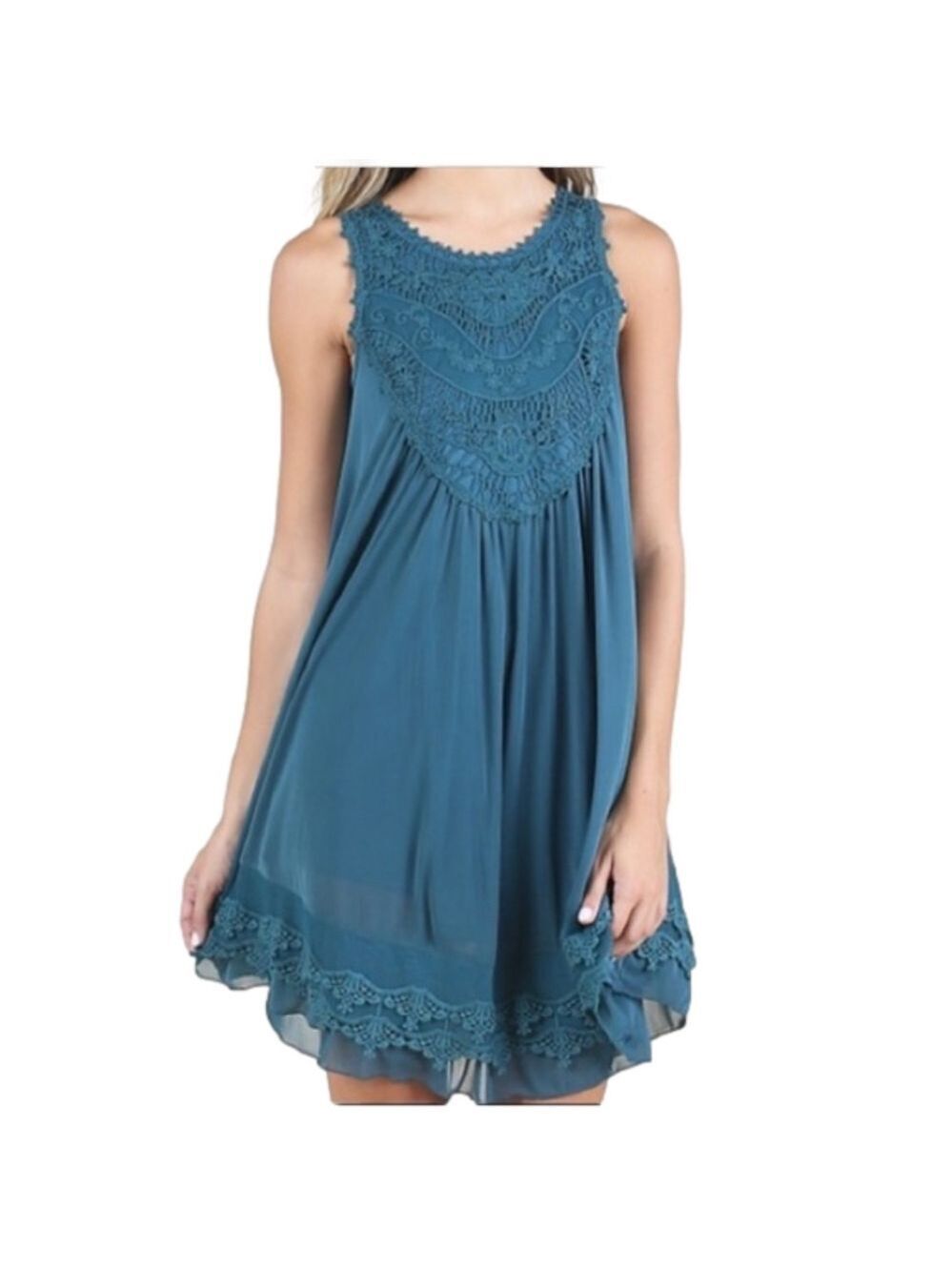 Altar’d State Charlotte Dress in Turquoise Sleeveless Stretch Lace Size Medium